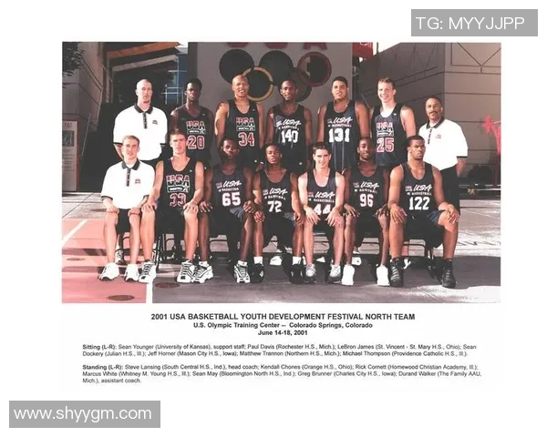 凯里欧文的篮球传奇之路与职业生涯的重大转折点解析 凯里欧文的篮球传奇之路与职业生涯的重大转折点解析