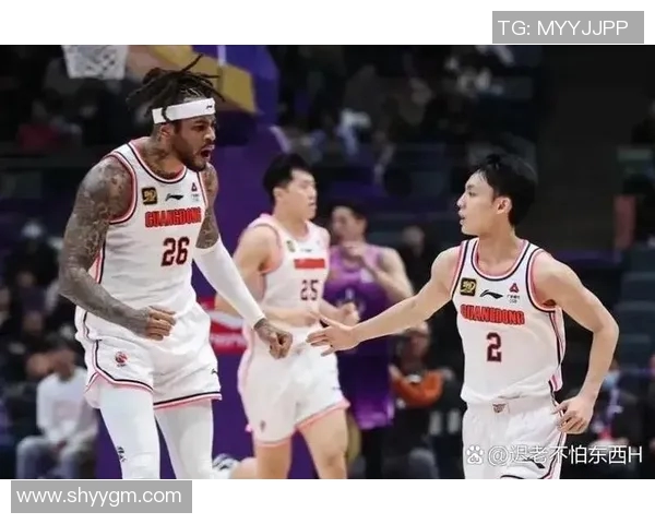 CBA精彩对决广东队与山东队在2015年11月27日的激烈比赛回顾