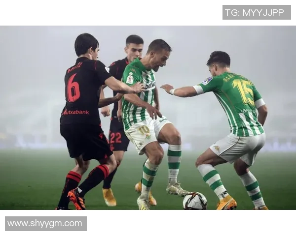 波尔图与摩的精彩对决揭示足球战术与团队协作的魅力 波尔图与摩的精彩对决揭示足球战术与团队协作的魅力