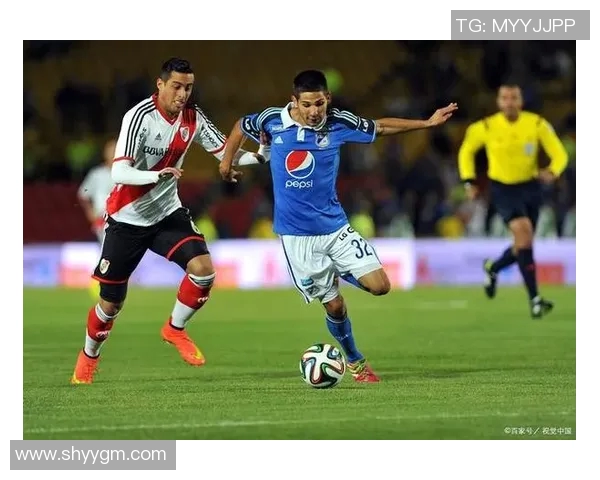 河床与巴西国际的精彩对决比分分析与赛后点评