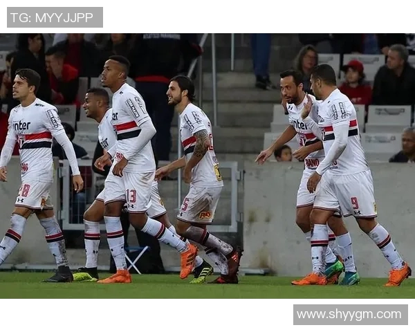 弗拉门戈与圣保罗精彩对决直播全程回顾与分析