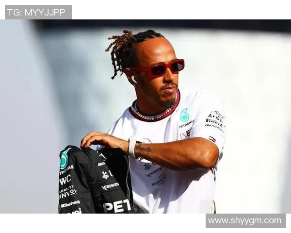 汉密尔顿与流浪者的激烈对决揭示了冰球赛场上的荣耀与激情 汉密尔顿与流浪者的激烈对决揭示了冰球赛场上的荣耀与激情