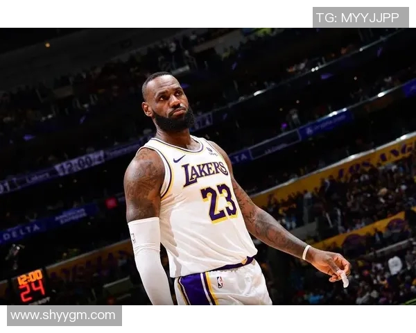 詹姆斯父子同台的梦想成真布朗尼正式宣布参加NBA选秀